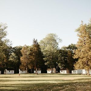 Mammoth Cave Lodge And Cabins